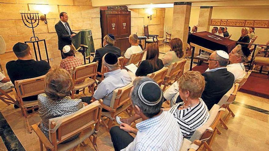 Imagen de la celebración del 25 aniversario de la sinagoga palmesana, un acto que se celebró en 2012.