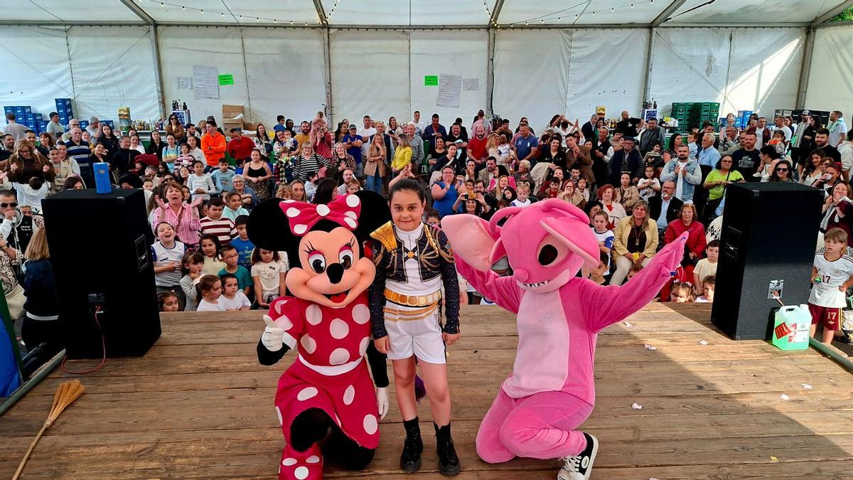 Ambiente en una de las actividades infantiles.