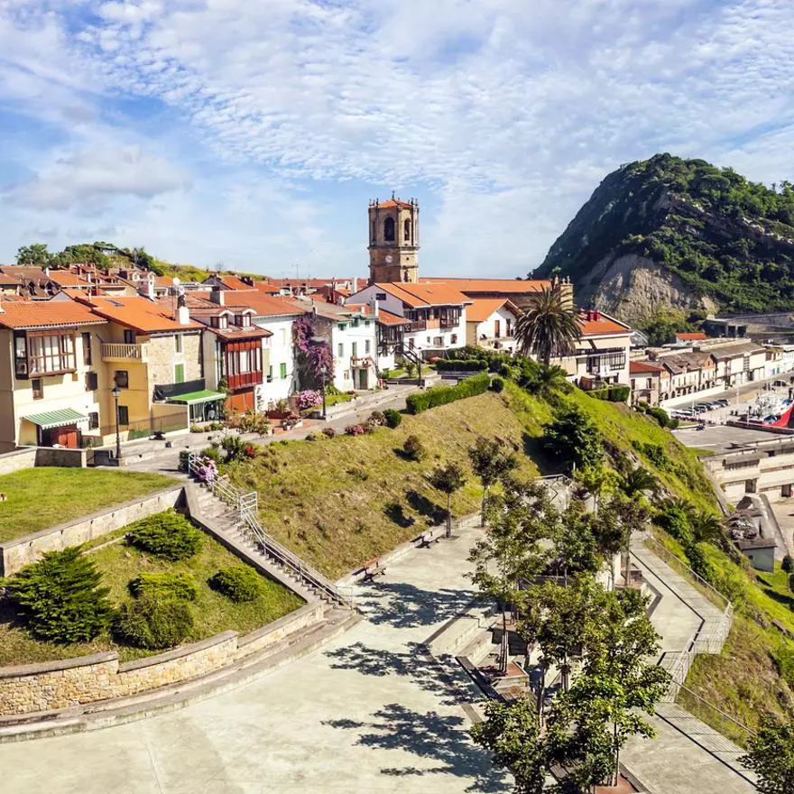 El pueblo español donde nació el primer hombre que dio la vuelta al mundo es perfecto para recorrer a pie