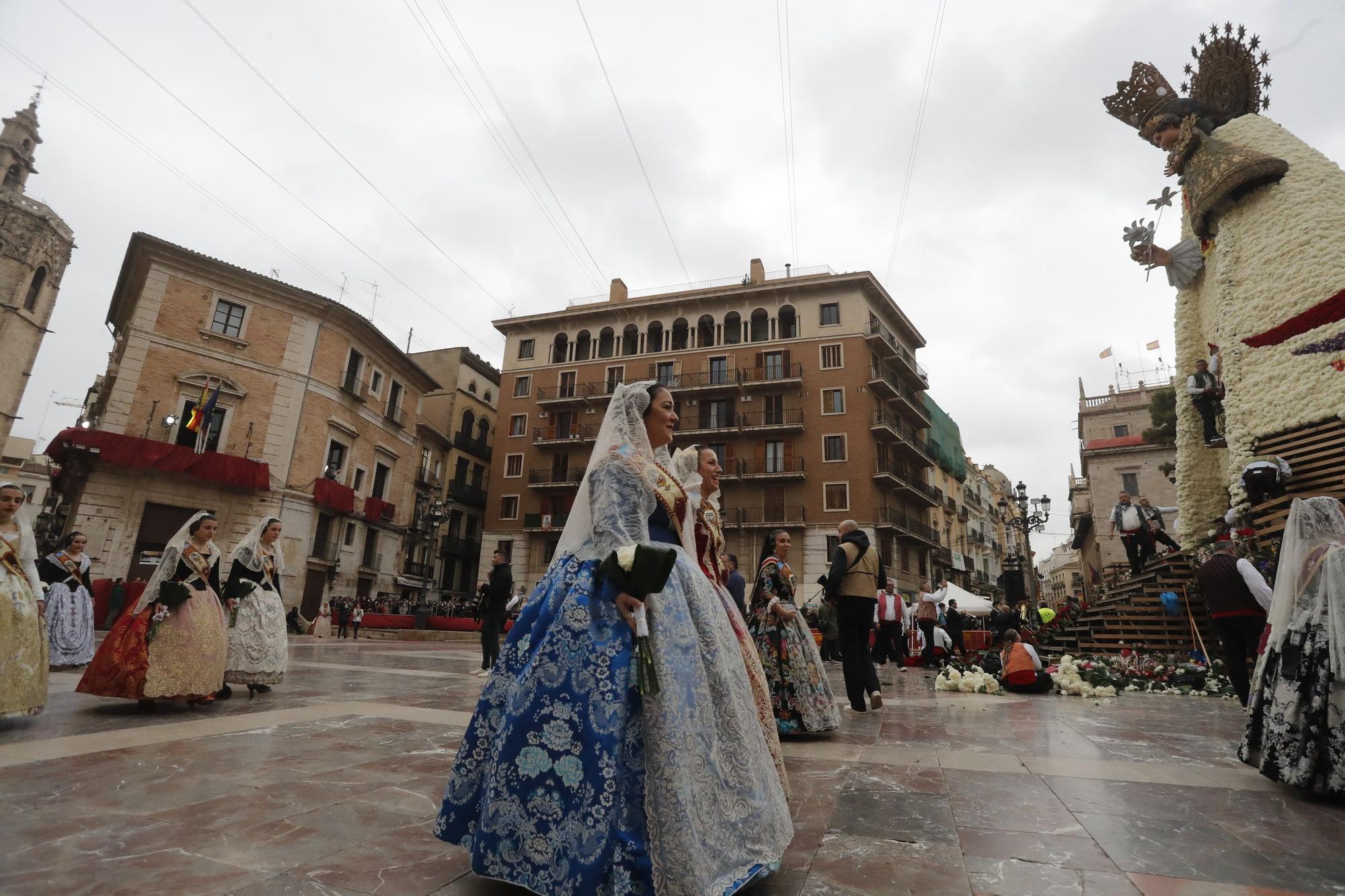 Búscate en el segundo día de ofrenda por la calle de la Paz (entre las 17:00 a las 18:00 horas)