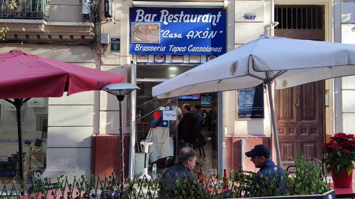 La entrada del restaurante Casa Axin.