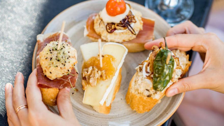 Recetas fáciles: Cursos de cocina aprender desde casa a hacer cócteles, las  mejores tapas o recetas sin gluten