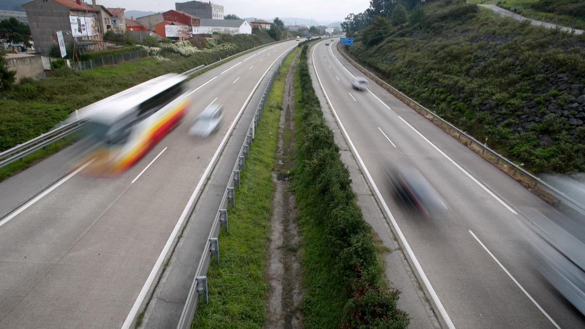 La autopista a la altura de Trasona