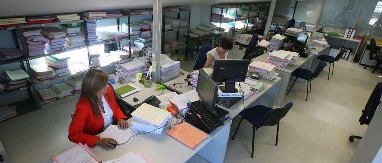 Personal judicial en la sala de lo Mercantil 3 de Pontevedra, con sede en Vigo. // J.D.A.