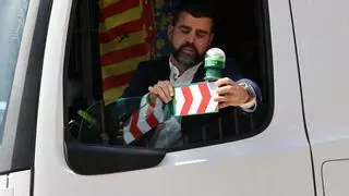 Los fabricantes de balizas de seguridad vial alertan de riesgos en la carretera por desinformación