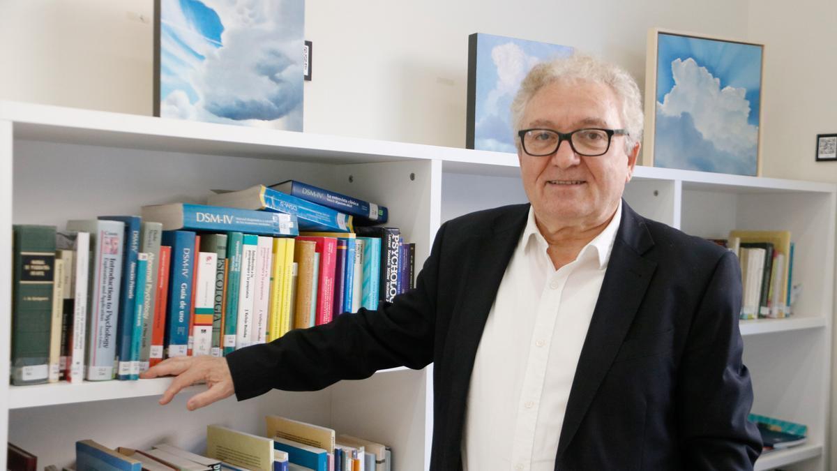 El president de la delegació gironina del Col·legi de la Psicologia.