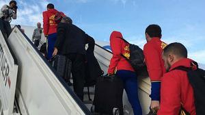 La selecció espanyola deixa Bèlgica entre estrictes mesures de seguretat.