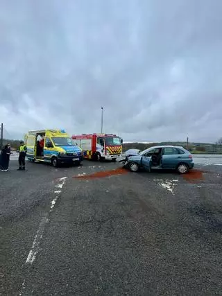 Herido leve en una colisión entre dos vehículos en Goiás