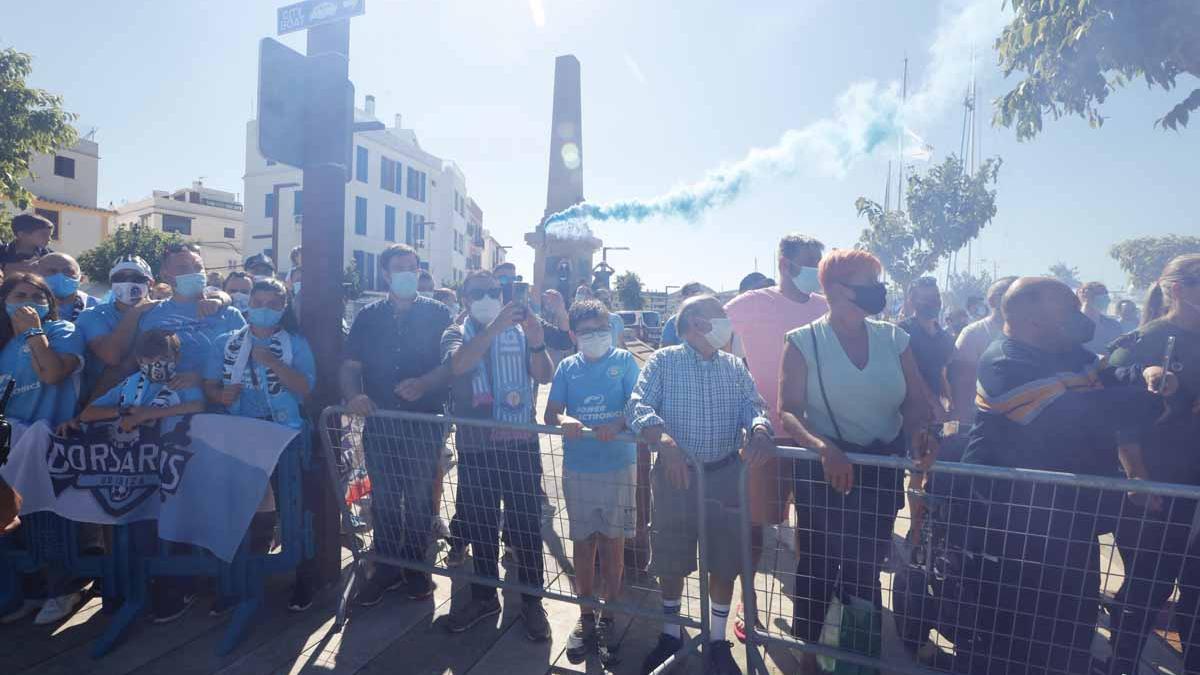 Imágenes de la celebración en casa de la UD Ibiza