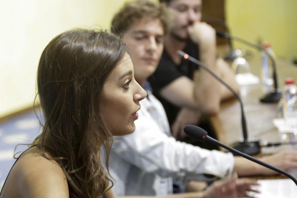 Encuentro de Ana Guerra y Cepeda con estudiantes en Murcia