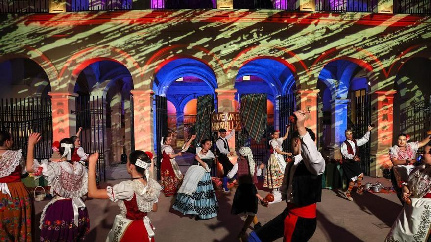 El folklore de Lorca saca músculo en La Merced