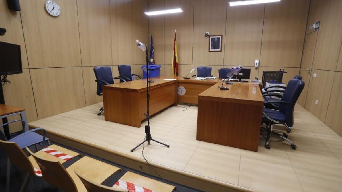 La actividad judicial en València sigue sin complicaciones gracias a los grupos electrógenos.
