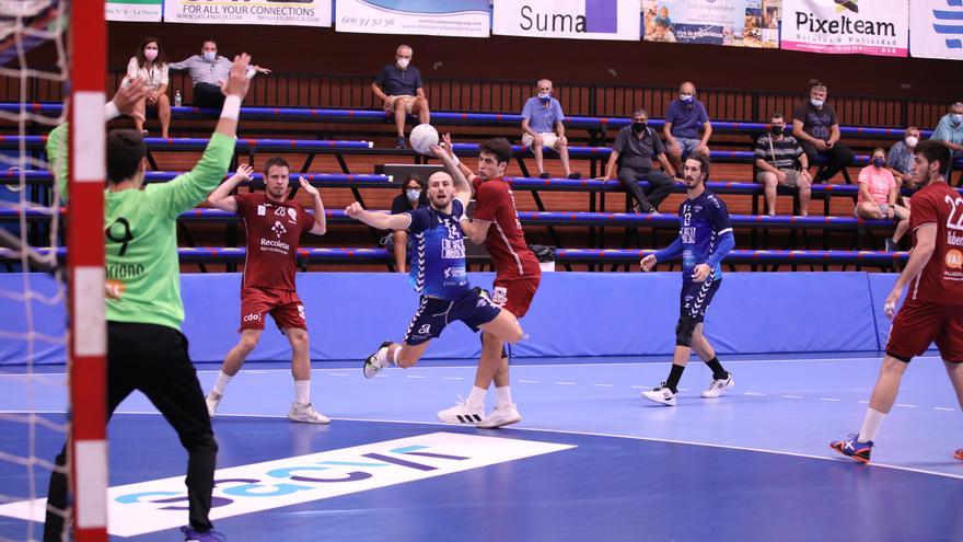 El Balonmano Benidorm afronta un difícil partido en casa