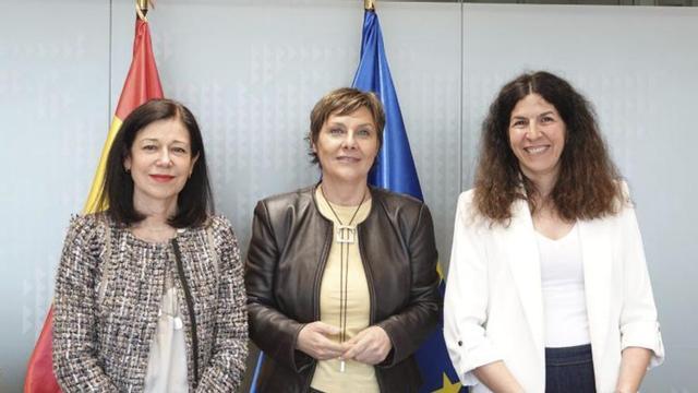 Representantes de Valentia y el ministerio.