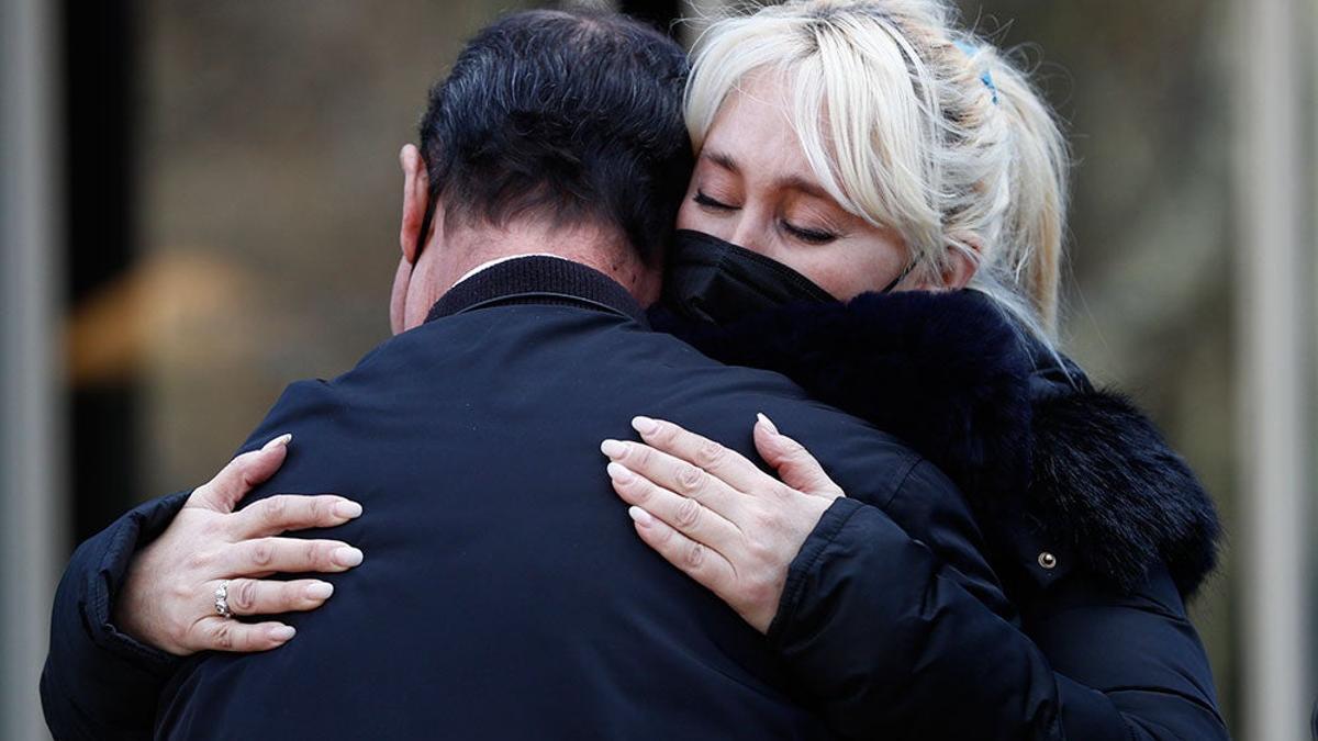 La exmujer de Carlos Marín ('Il Divo') en su funeral en Madrid
