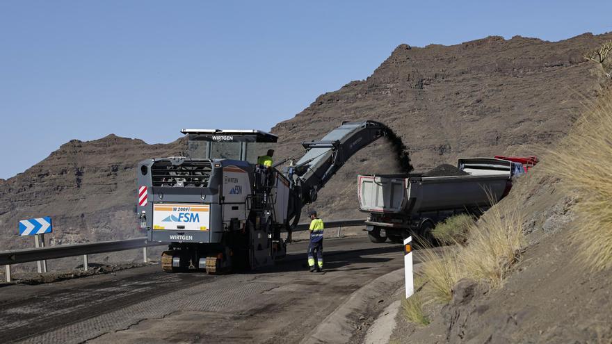 400 kilómetros de carreteras y 30,2 millones de euros: el Cabildo adjudica el mantenimiento de las vías del centro y el norte de Gran Canaria