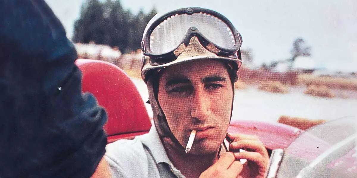 Alfonso De Portago a los mandos de un Ferrari