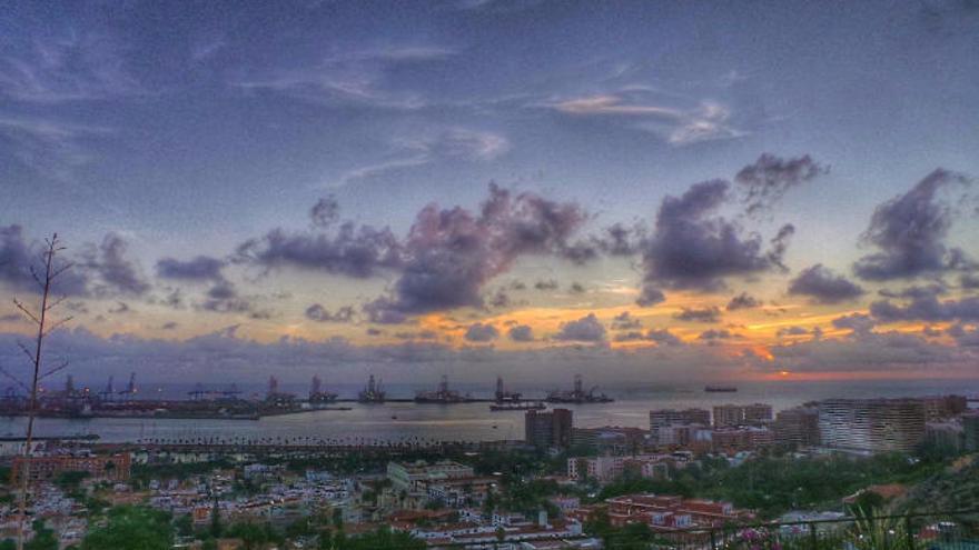 Amanecer en Las Palmas de Gran Canaria este viernes.