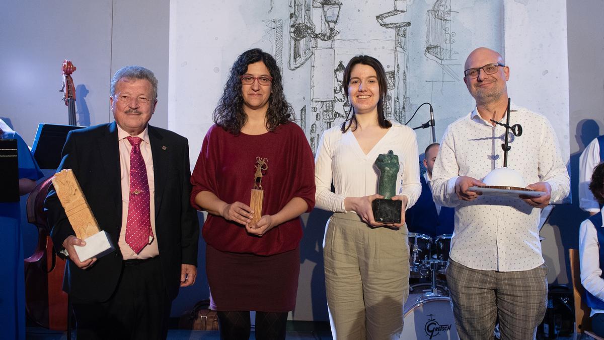 Los VIII Premis Altea de Literatura i Investigació coronan a Àngels Castelló, Clara Ribatallada y Joan-Lluís Monjo