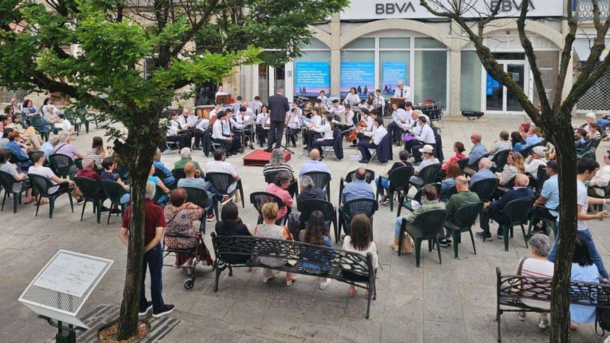 La banda de música de Betanzos abre la programación estival | LOC