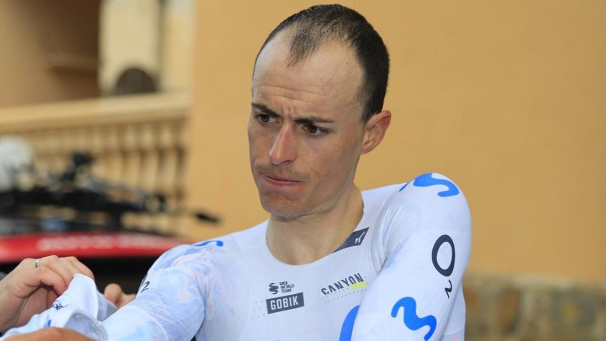 Enric Mas sufre una caída y se queda sin disputar el UAE Tour