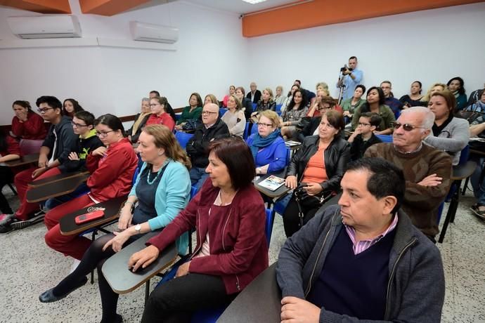 12.04.18 LPGC Alumnos del instituto Sta. Isabel de Hungría hacen un libro de recetas de las abuelas."El Santa cocina".Fotos Tony Hernández