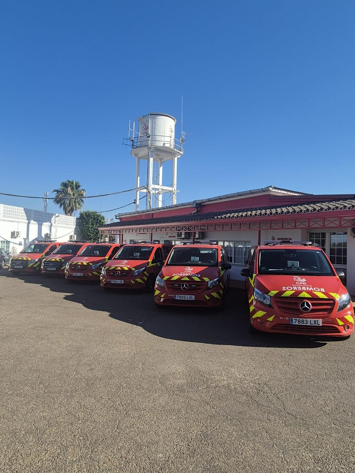 Galería | El equipo de bomberos de la Diputación de Badajoz trabajará en las labores de rescate en una zona turística de Caracas