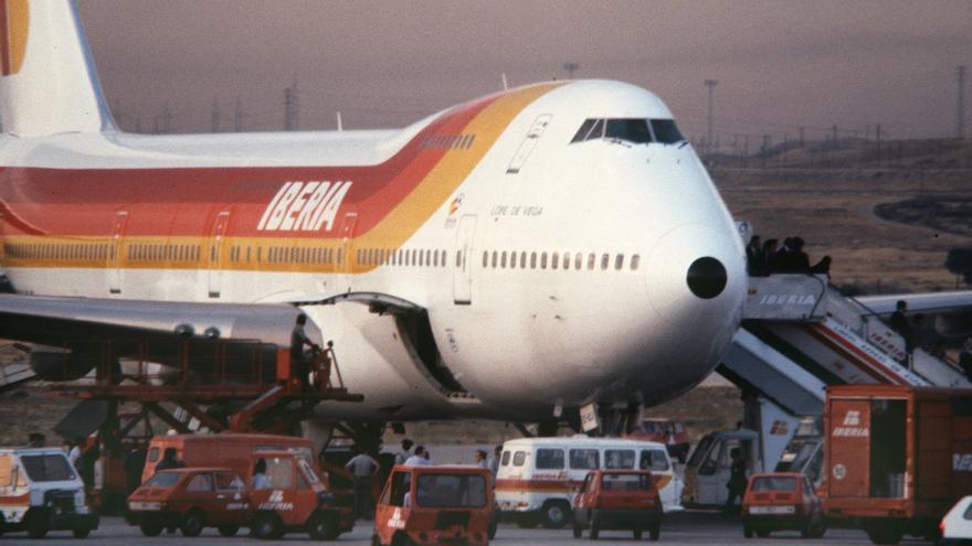 El avión que transportó el cuadro de Guernica.