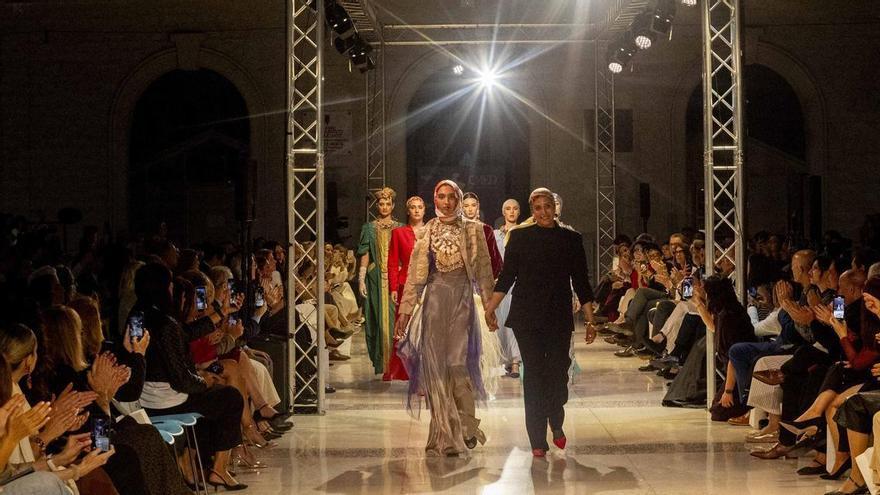 Alicante acoge el primer desfile de moda del Mediterráneo