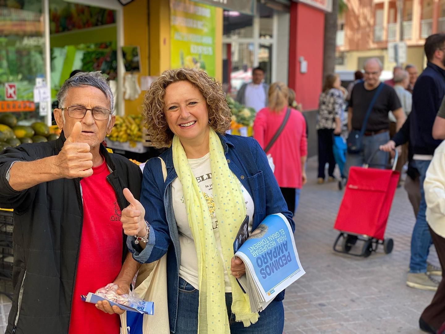 Amparo Folgado (PP de Torrent) en campaña