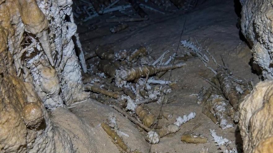 La masificación y el deterioro llega a las cuevas marinas de Mallorca: "Hay gente que entra como si fuera una discoteca"