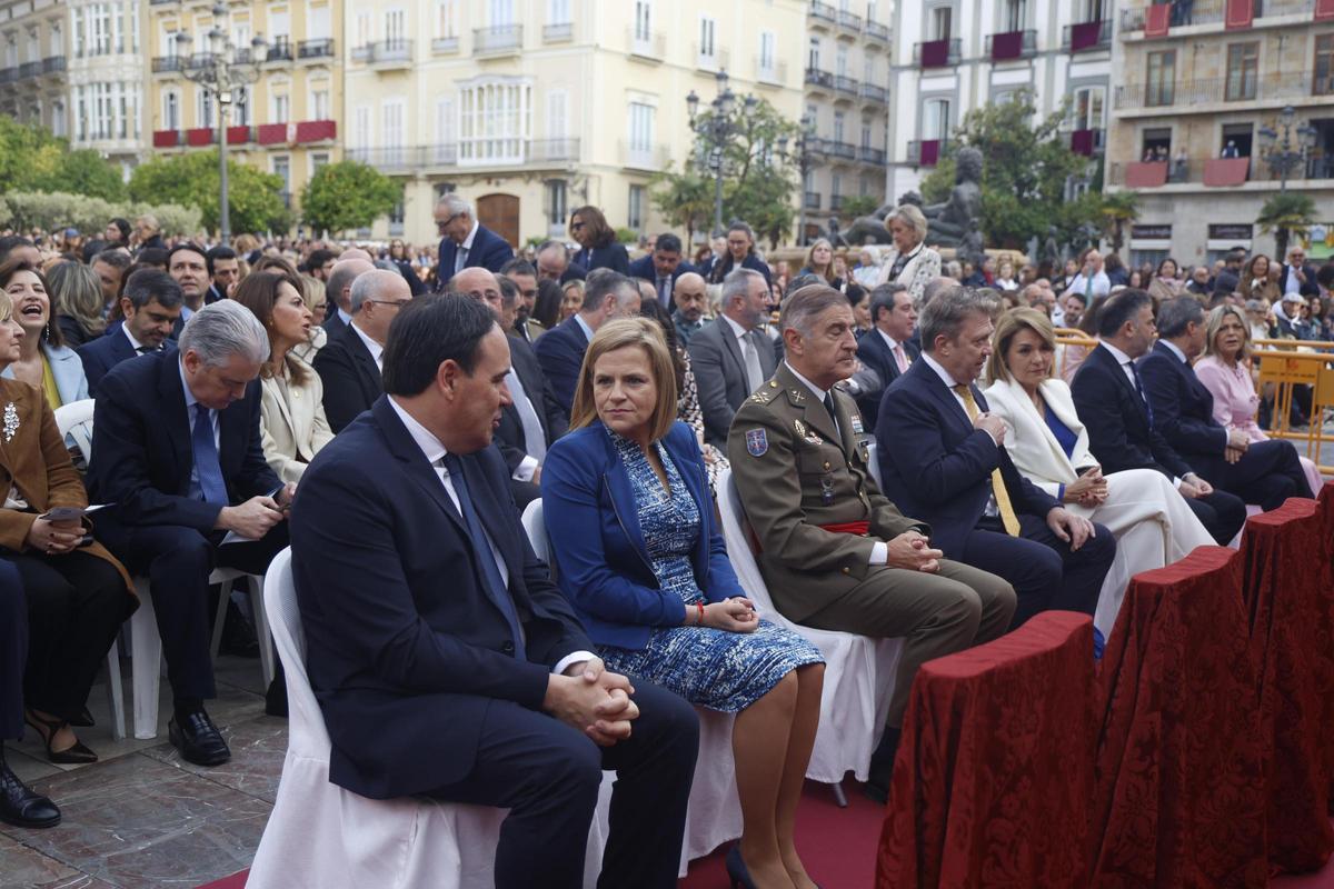 Todas las fotos de la La Missa d'Infants en la plaza de la Virgen Todas las fotos de la La Missa d'Infants en la plaza de la Virgen