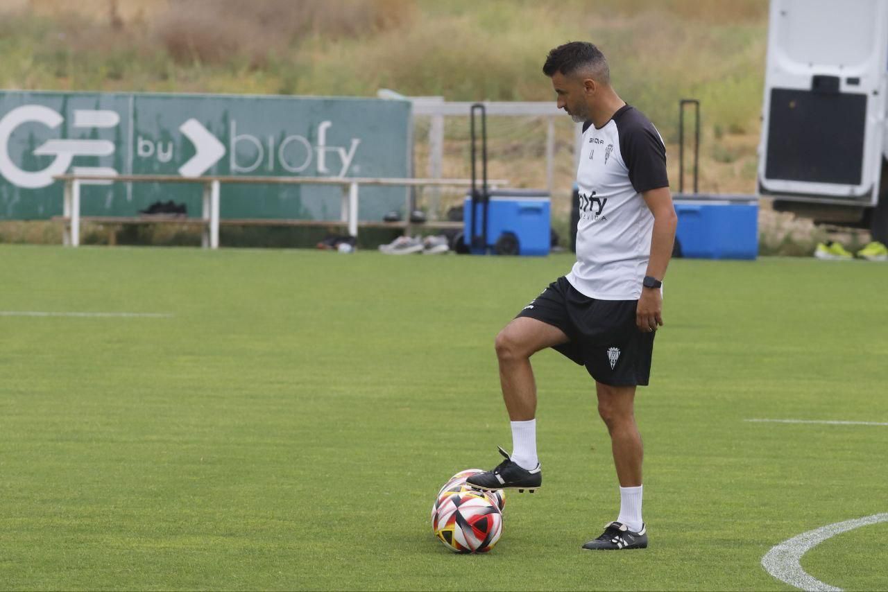 El Córdoba CF prepara el play off de ascenso a Segunda ante el Barcelona B
