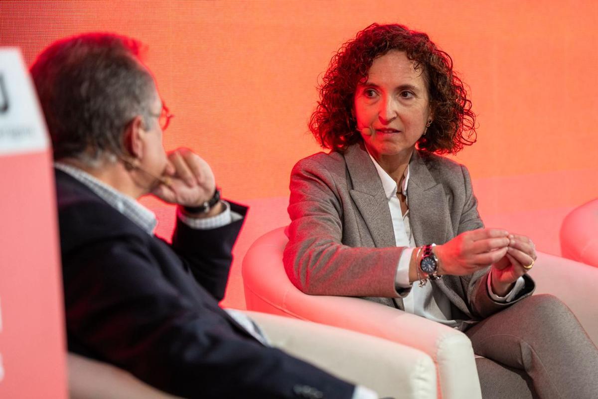 Marta Colet, directora de concesions Veolia en España, en las I Jornadas Empresariales de EL PERIÓDICO en Tarragona.