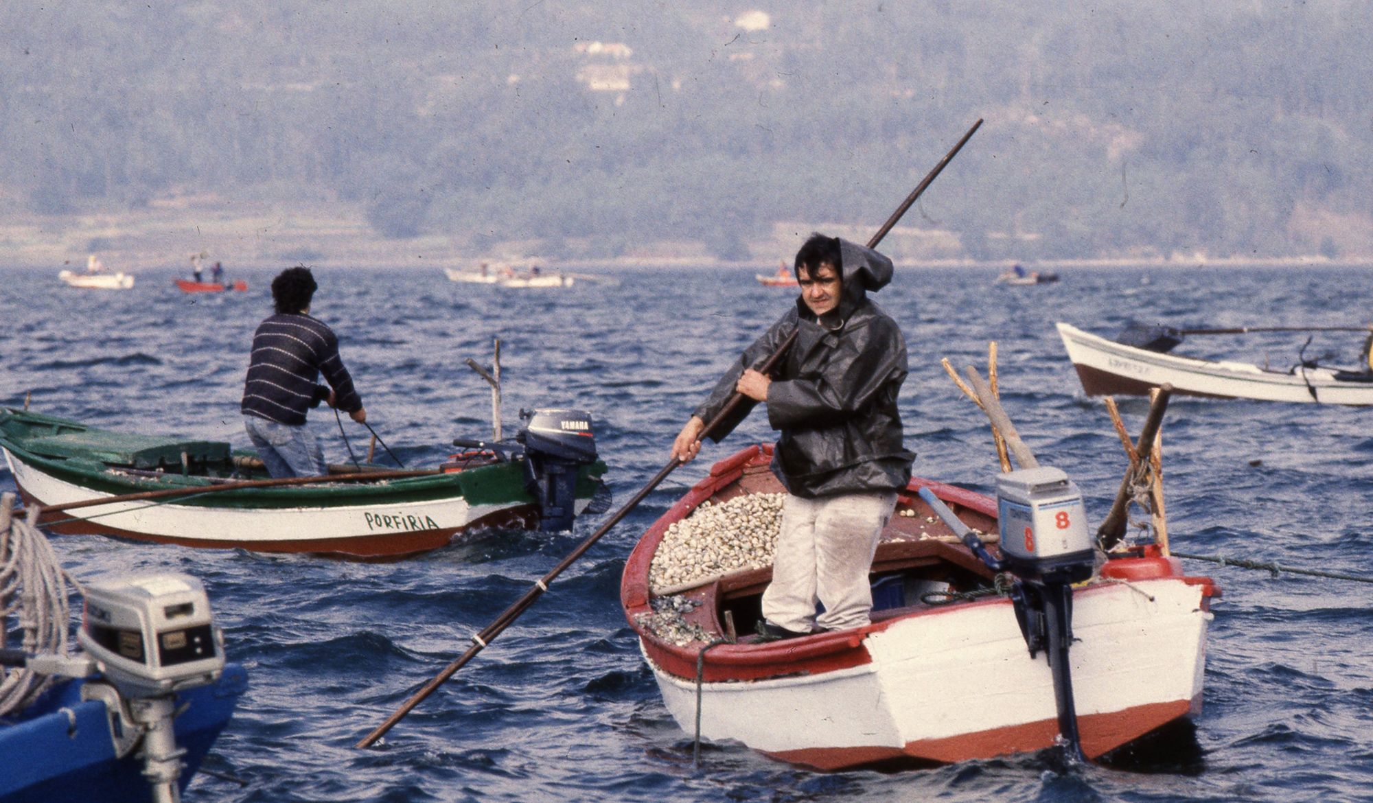 Marisqueo en la ría de Vigo en 1992