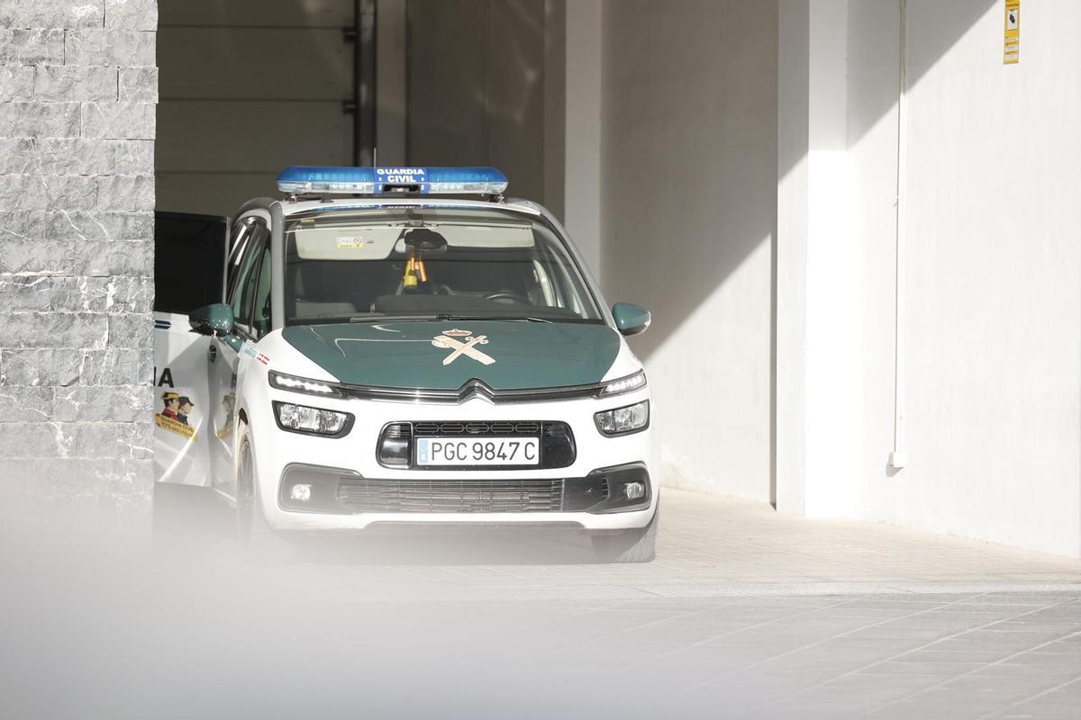 Llegada a los juzgados de Elche del detenido en Crevillent por el incendio que mató a una joven Llegada a los juzgados de Elche del detenido en Crevillent por el incendio que mató a una joven
