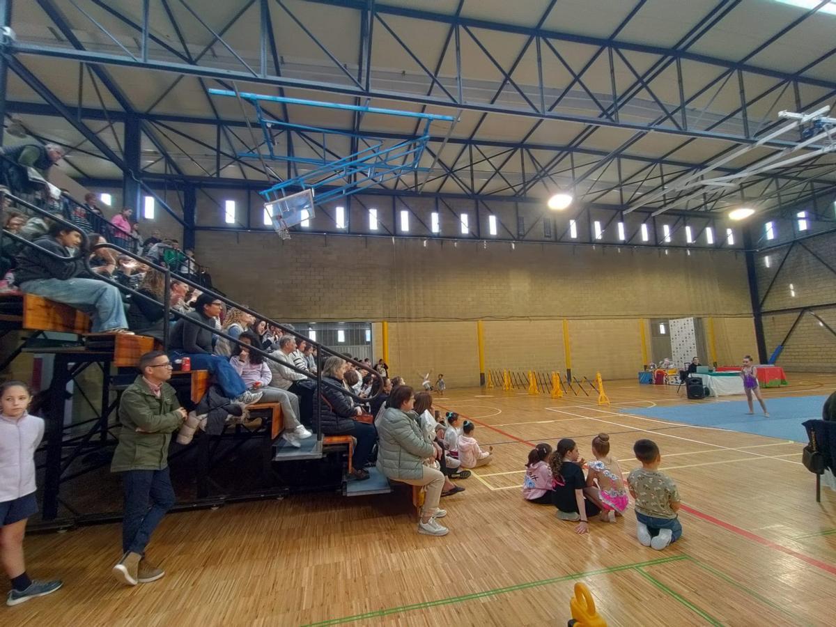 V Trofeo de Gimnasia Rítmica "Concejo de Llanes" V Trofeo de Gimnasia Rítmica "Concejo de Llanes"