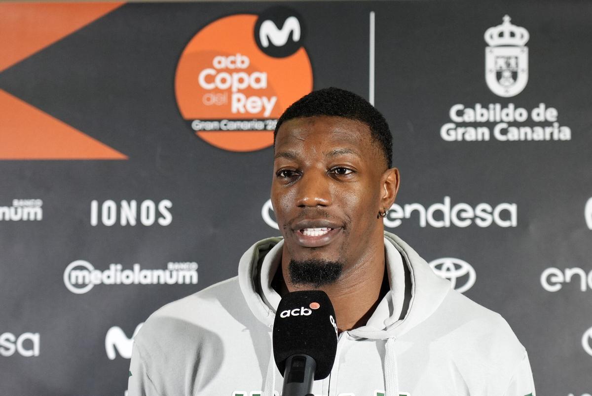 Yankuba Sima habló con los medios en la previa del Unicaja-Joventut.