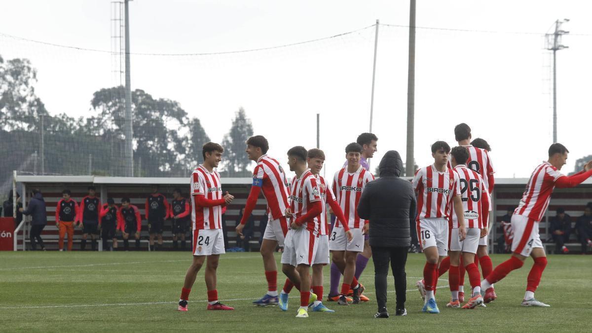 Un partido del Sporting Atlético en Mareo.
