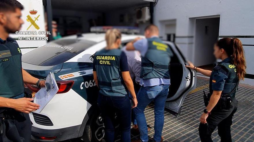 Detenidas cuatro empleadas del hogar por robar joyas valoradas en más de 60.000 euros en Sevilla