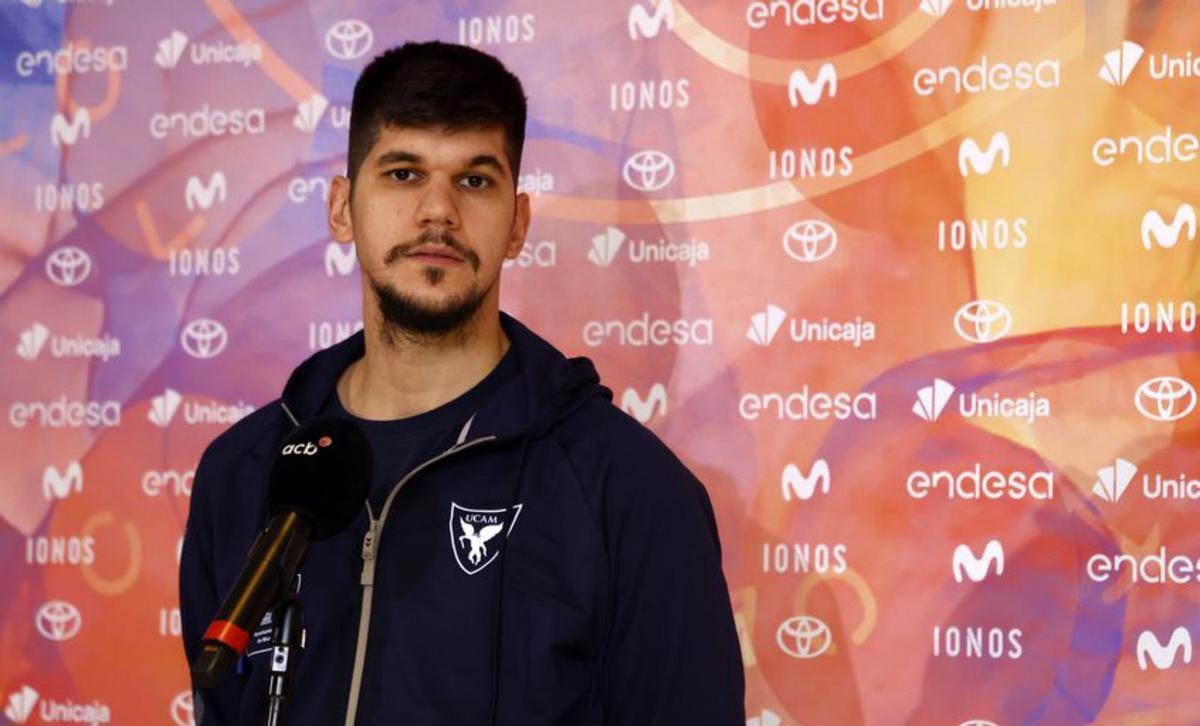 Un momento de la recepción de ayer en el Ayuntamiento. | A.M.