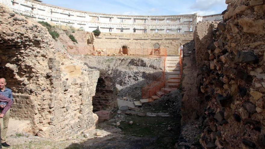 El Ayuntamiento asume el impulso del Anfiteatro romano para propiciar su recuperación.