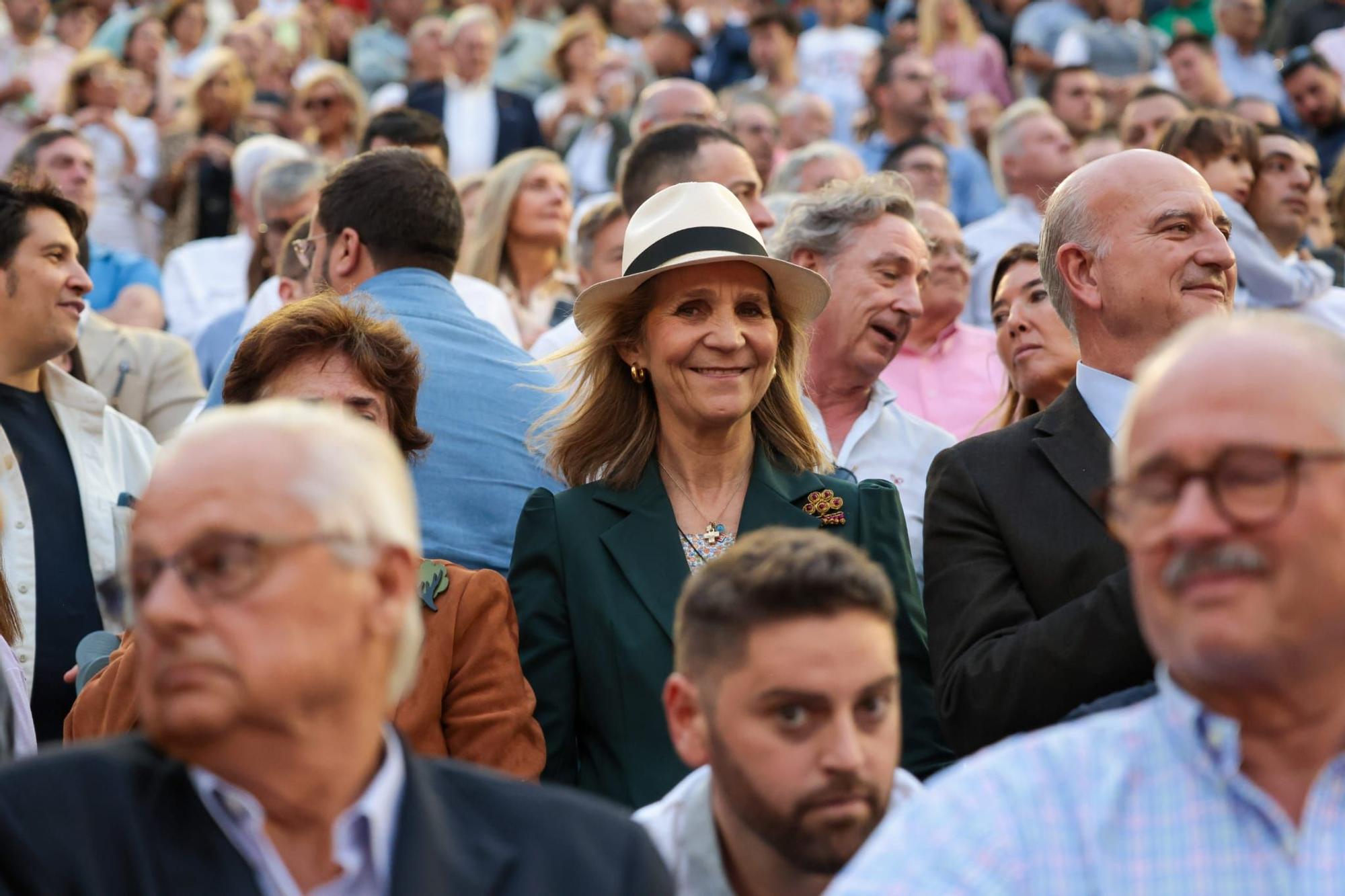 Ana Soria, la infanta Elena, Carlos Mazón o el futbolista Pepelu despiden a Ponce en València