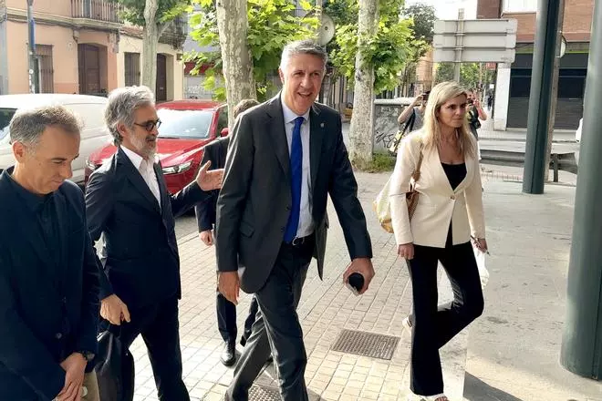 Albiol se defiende ante el juez sobre la filtración de datos médicos de una persona sin hogar
