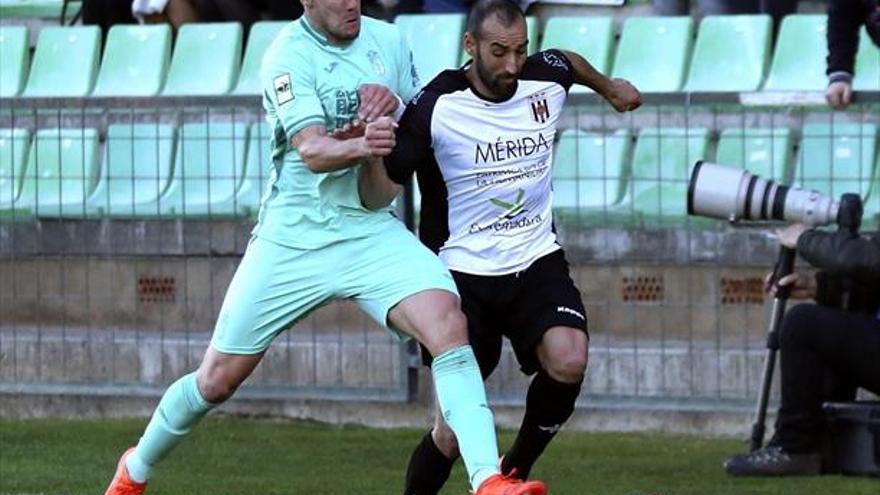 Santi Villa peleará por el ascenso con el Mérida