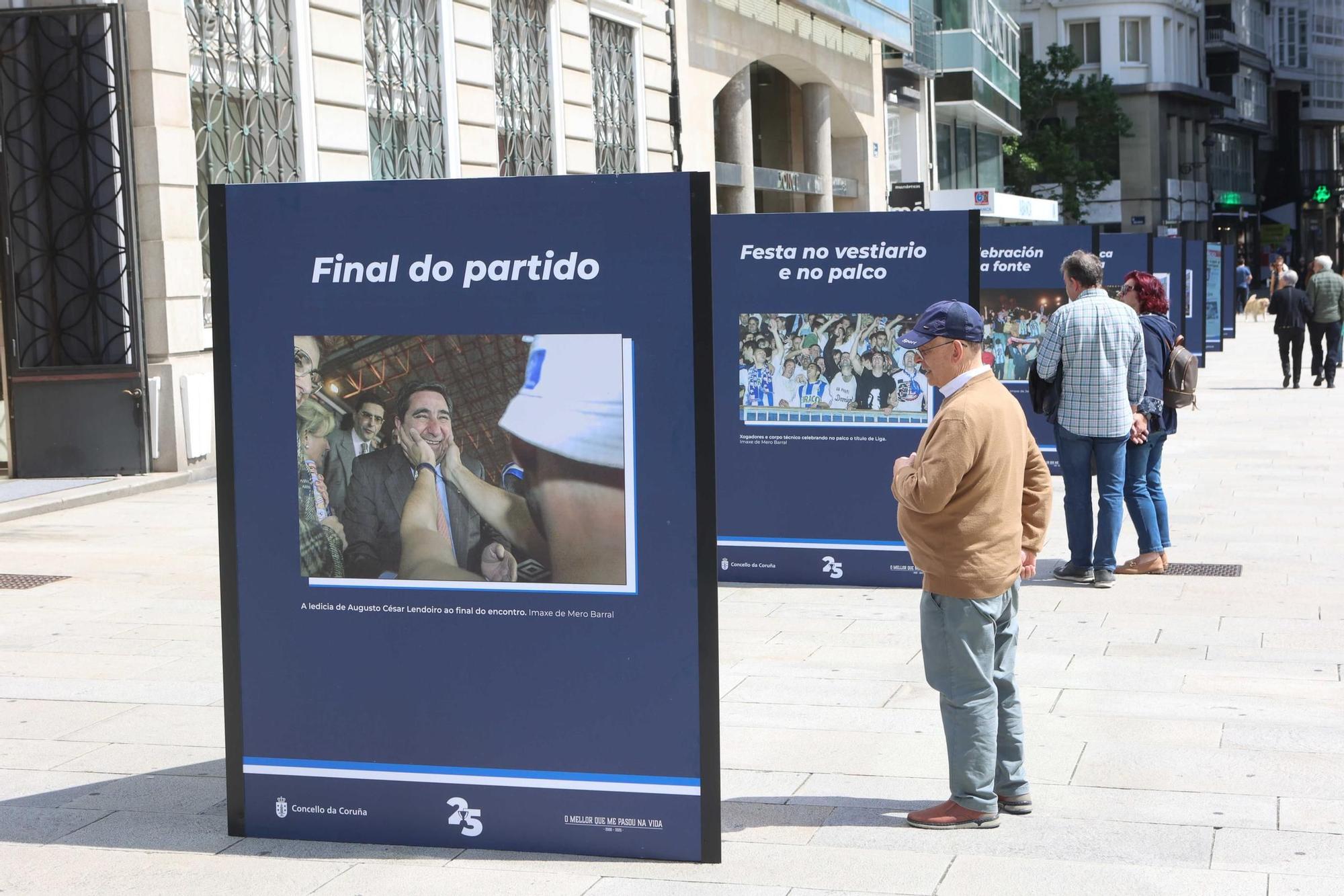 Exposición en el Obelisco por el 25 aniversario de la Liga que ganó el Dépor