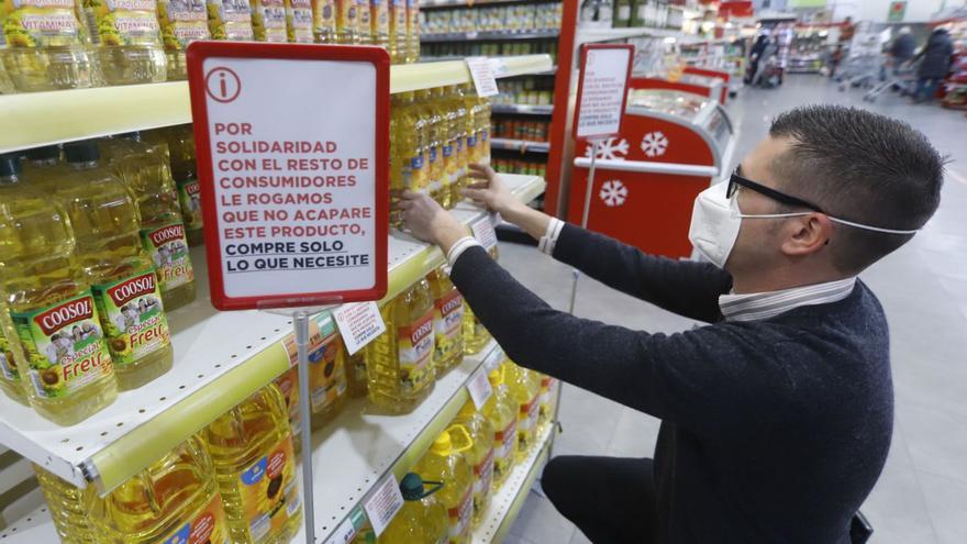 Deza vende en una semana el aceite de girasol de todo un mes ante el temor al desabastecimiento