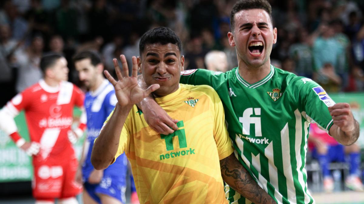 Cléber marcó 5 goles frente al Manzanares en el partido de la permanencia del Betis