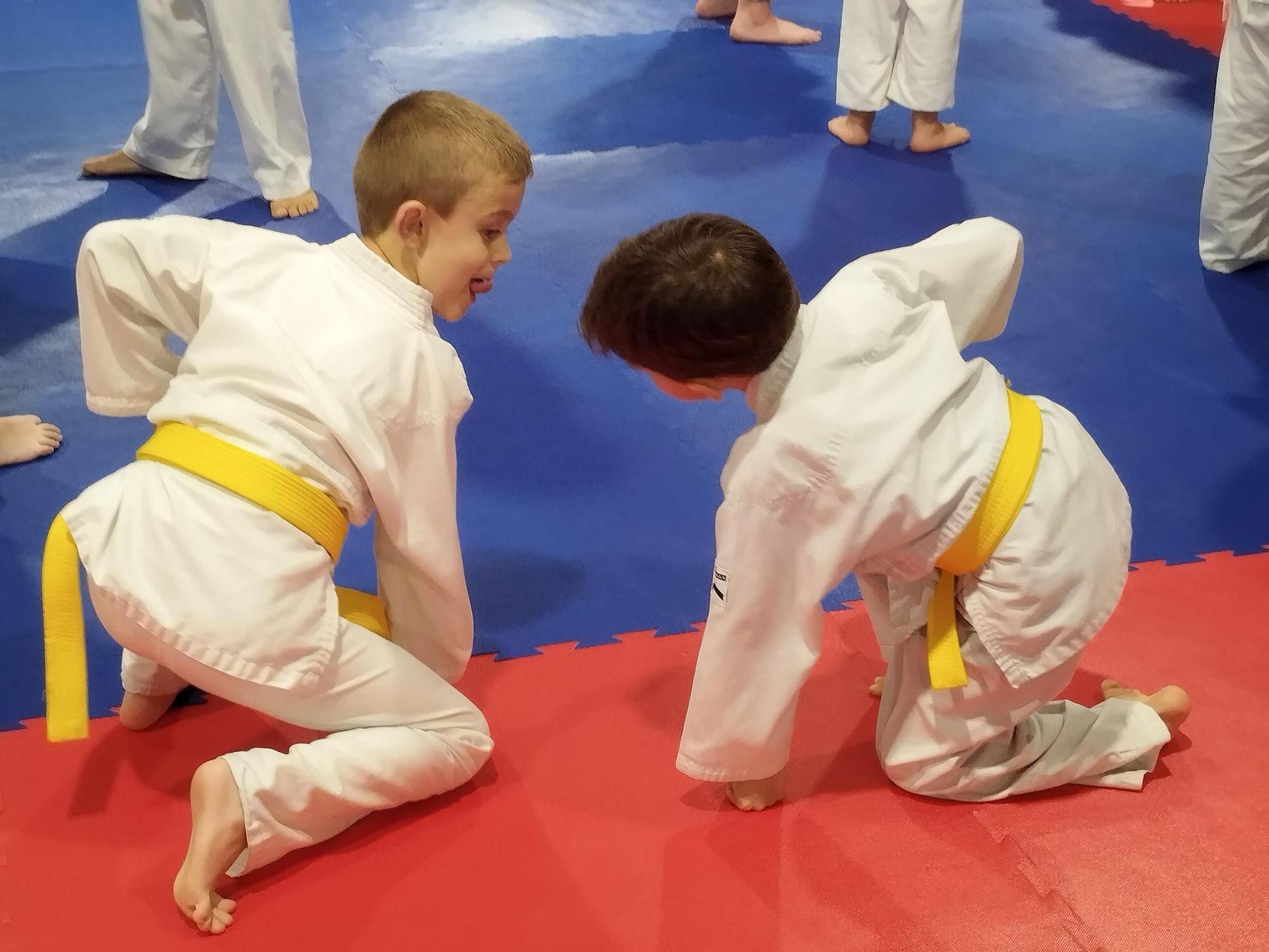 El tai-jitsu, el arte de defensa de los guerreros samurái conquista en Llanera