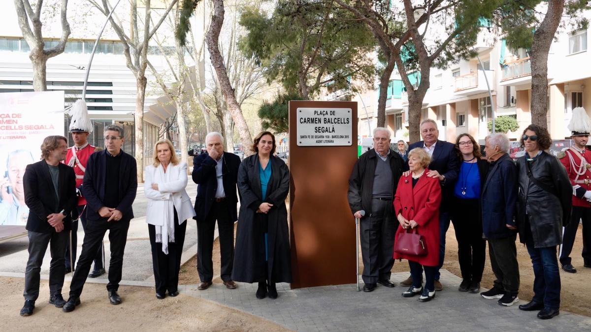 La inauguración de la plaza Carmen Balcells.